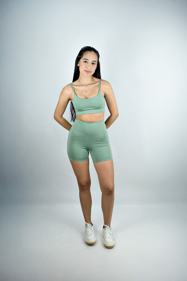 Conjunto de Top e Short de Academia Menta - Alta Compressão e cós alto